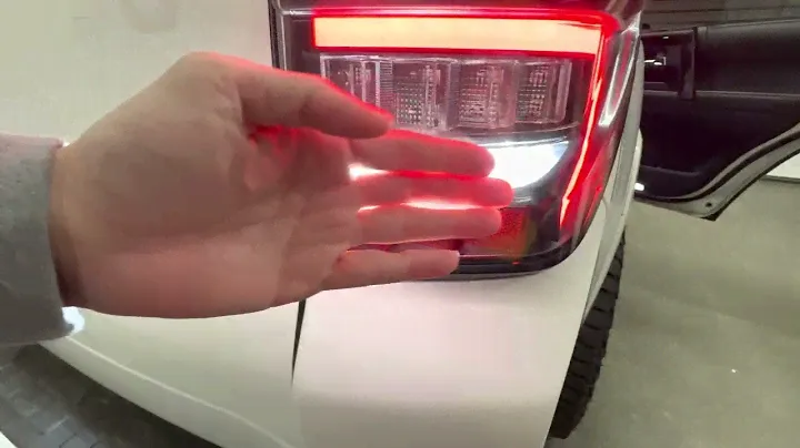 Lasfit LED Reverse Lights on a 4Runner