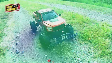 New Bright R/C 1:8 Radio Control Ford® F-150 SVT Raptor