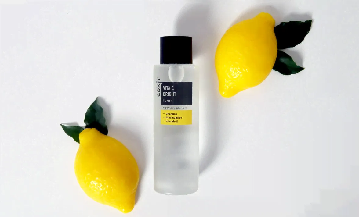 Осветляющий тонер с витаминами A, C, E и B3 Coxir Vita C Bright Toner