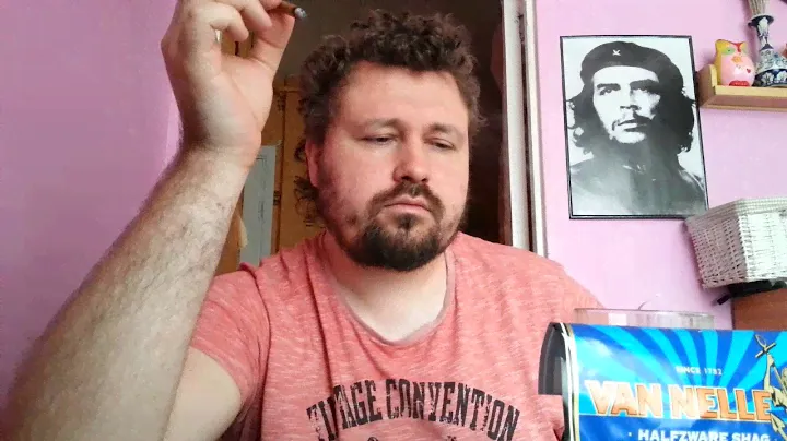 Oбzoor на табак Van Nelle Halfzware shag